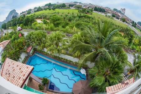 Vila banglo mewah 4 tingkat, private pool, 5 bilik, entire booking