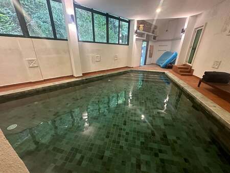 Premium nature-retreat villa complex w/ indoor pool, Kg Sungai Serai